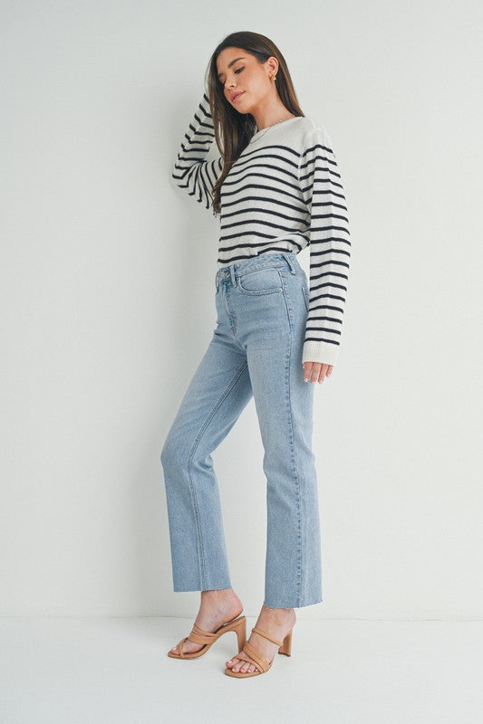 HEM DETAIL STRAIGHT JEAN