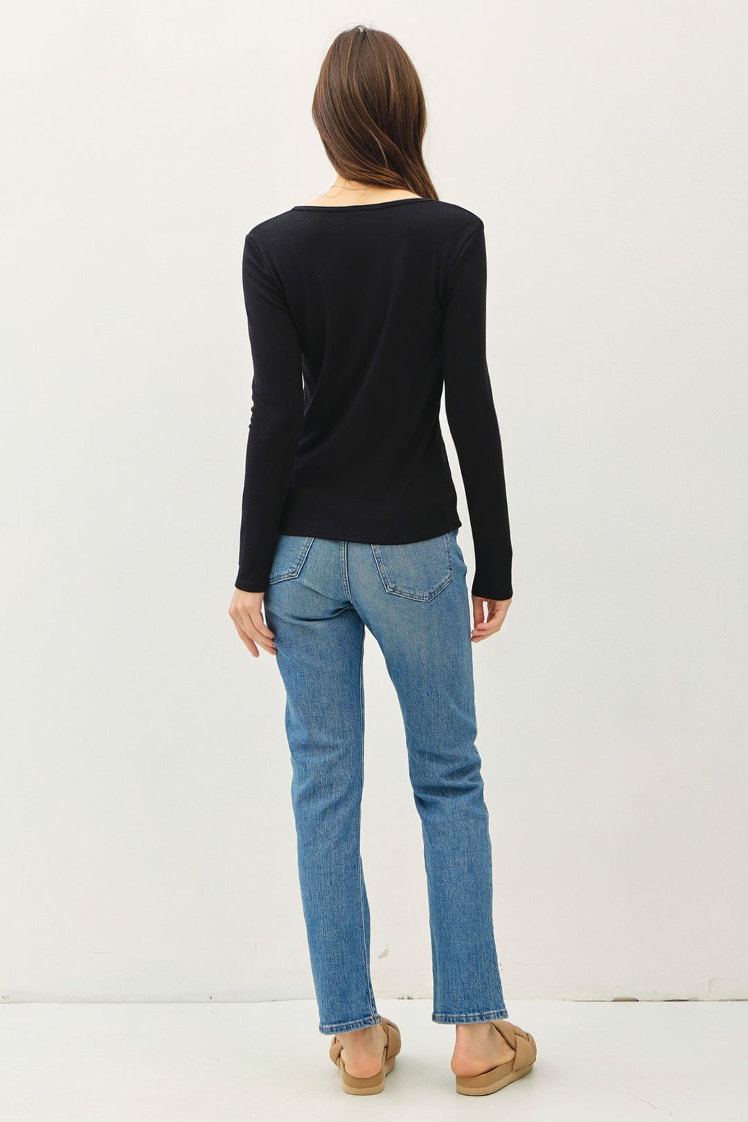 BASIC SQUARE NECK TOP