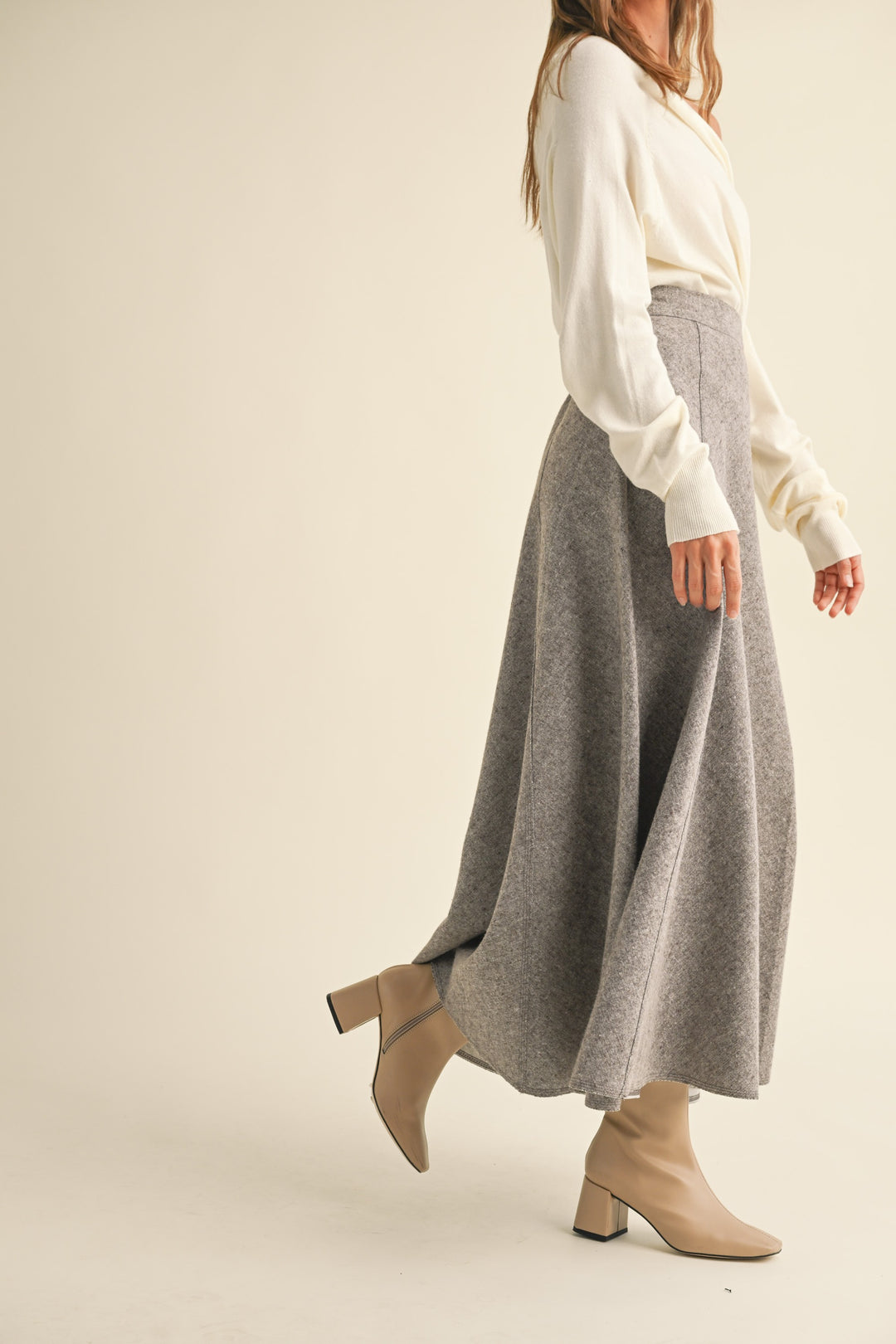 A LINE FLARE SKIRT