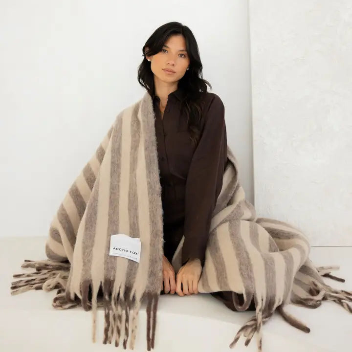 THE WOOL STRIPE THROW