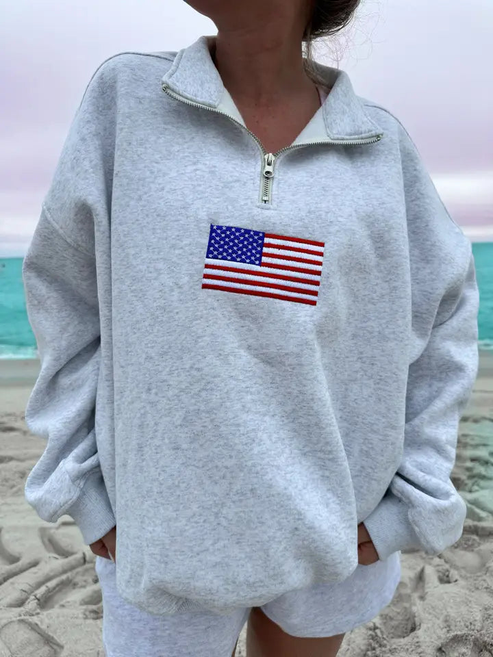 VINTAGE AMERICAN FLAG QUARTER ZIP