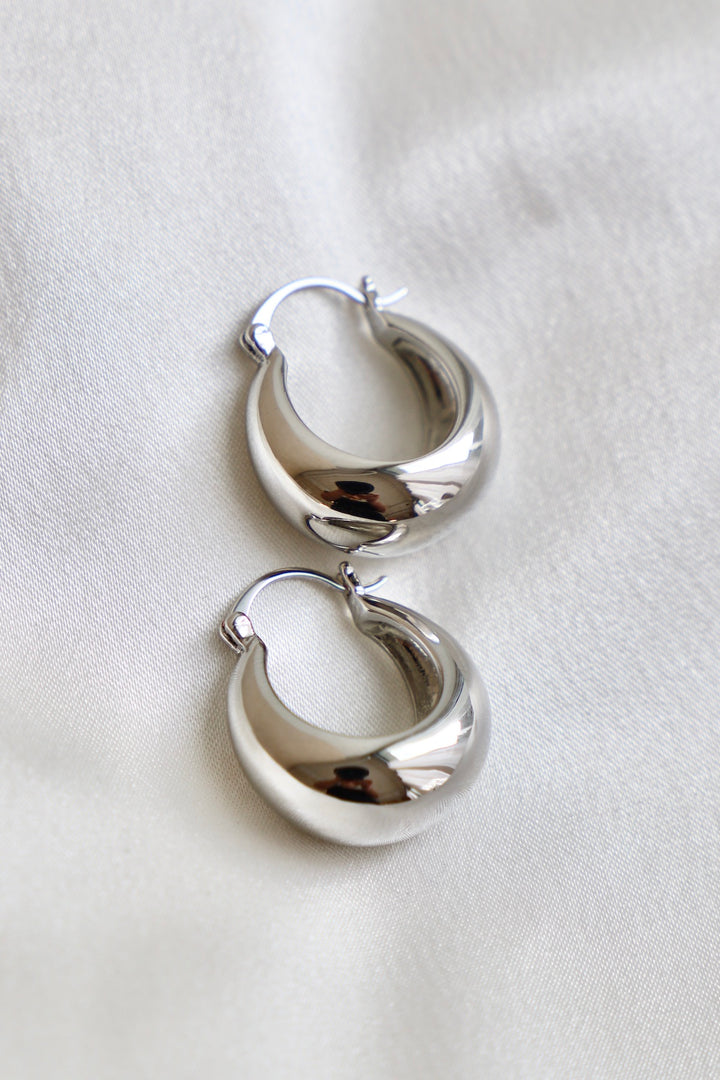 SILVER COCO CHUNKY HOOP EARRINGS