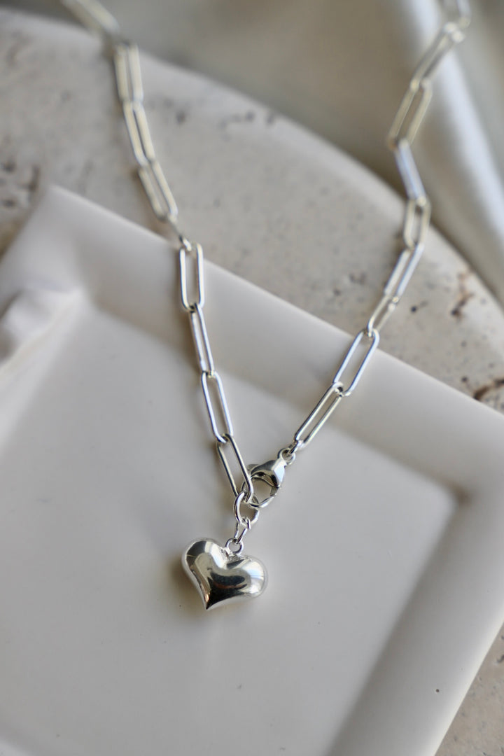 PUFF HEART PAPERCLIP NECKLACE