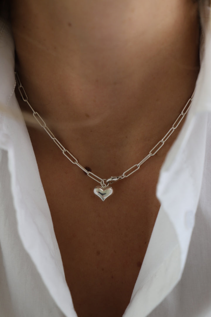 PUFF HEART PAPERCLIP NECKLACE