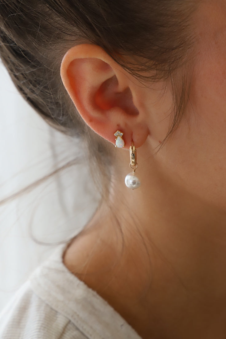 AUDREY PEARL HOOP EARRINGS